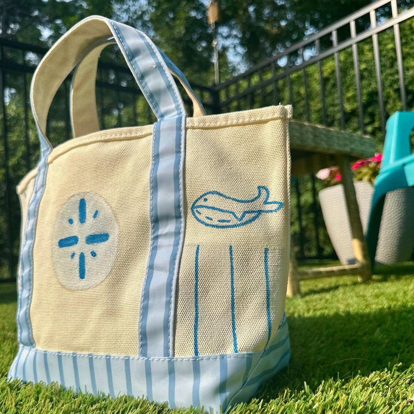 Sand Dollar Doodle Tote