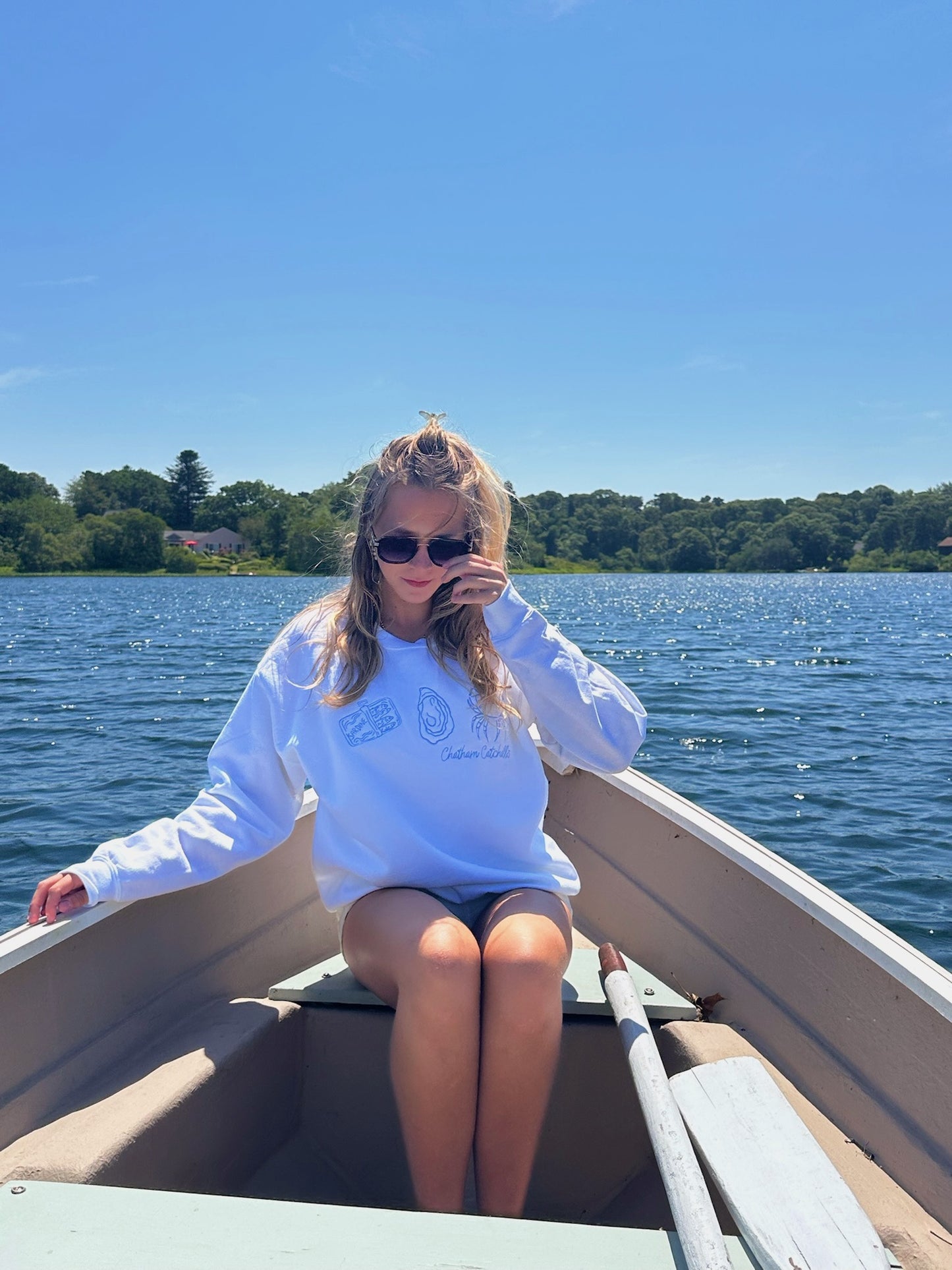Chatham Catchalls Icon Crewneck